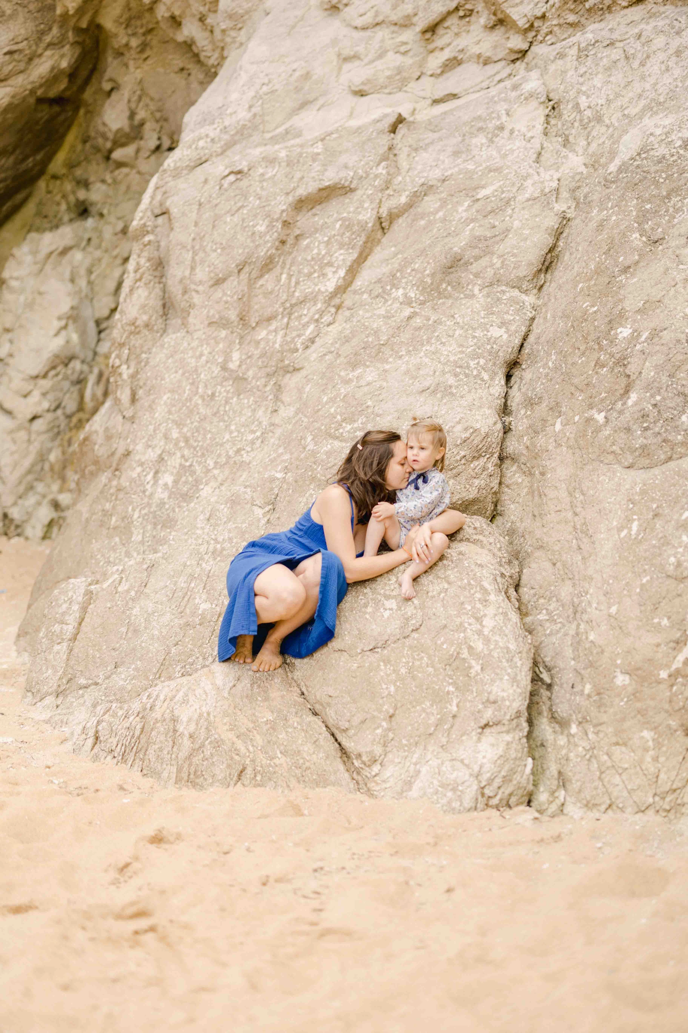 bonheur rocher robe amour gris